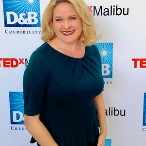 Karen Millen Emerald Green Top - Flattering cut.